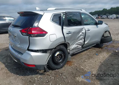 2017 Nissan Rogue Sv z USA, uszkodzony, nr VIN JN8AT2MV0HW000705